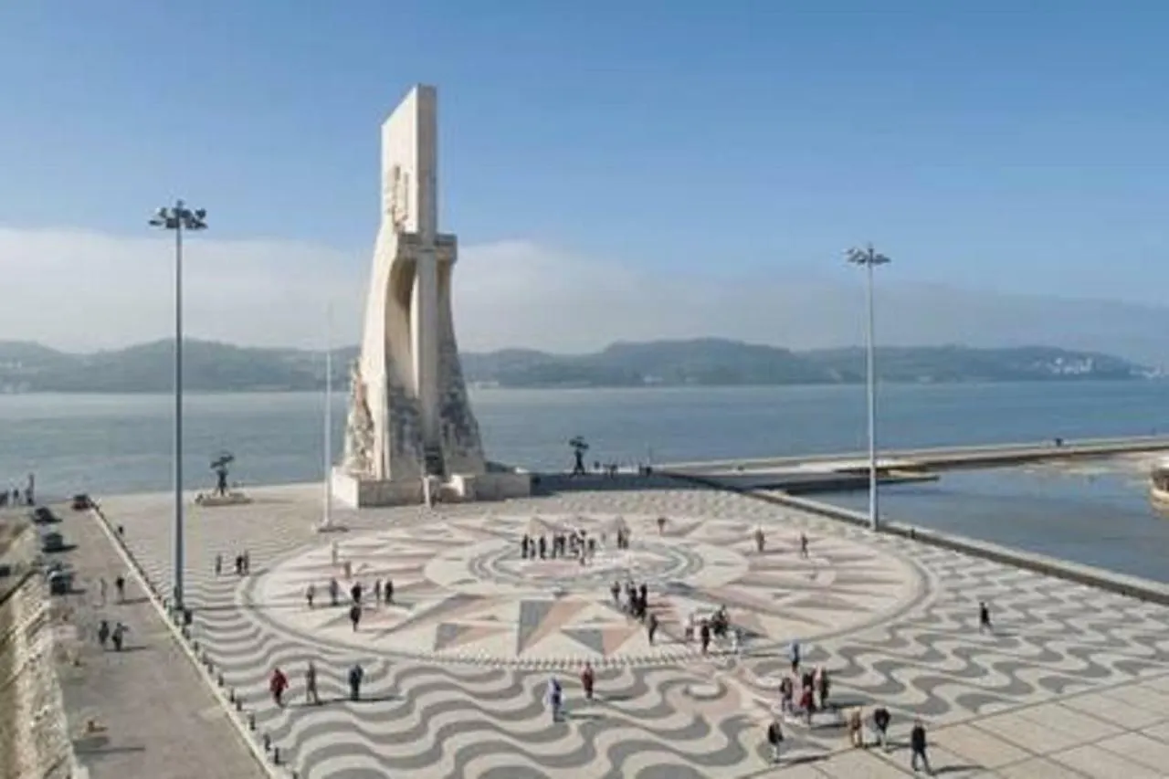 Art-Deco Apartment In Belem Lisbon